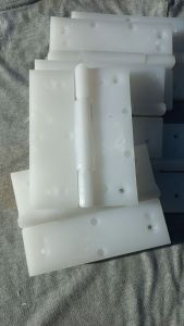 บานพับใหญ่ ถังแช่น้ำแข็ง