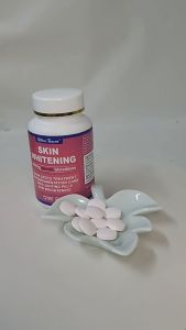 Glutathione collagen tablets used for collagen skin whitening vitamin C anti-aging wrinkles eliminating facial pigmentation inhibiting melanin to support healthy hair supplementation 谷胱甘肽胶原蛋白片、胶原蛋白美白、维生素C、抗衰老皱纹、消除面部色素沉着、抑制黑色素