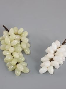 New Chinese Style Artistic Jade Grape Cluster Ornaments Soft Decorations for Restaurants Offices Home Living Rooms Gifts