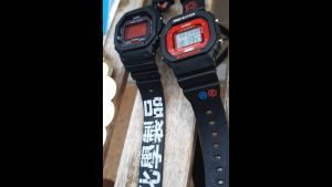 นาฬิกาแฟชั่น ระบบดิจิตอลสุดฮิต รุ่นยักษ์เล็ก ขอบบาง ดีไซน์ปุ่มยุบ เหมือนแท้ ( พร้อมกล่อง )