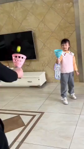 Mainan Olahraga Anak Lempar Tangkap Bola Throw and Catch Ball Game Seru Dimainkan bersama Keluarga Anak Latih Konsentrasi & Fokus