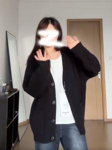 Loose V-Neck Black Knitted Cardigan Womens Spring Autumn plus Size Sweater Coat Sweet Style Cotton Long Sleeve Thickened