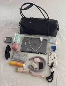 กระเป๋าผู้หญิงสไตล์บอสตัน ความจุขนาดใหญ่ 2025 กระเป๋าเดินทางแบบสะพายไหล่ข้างเดียว กระเป๋าหมอนออกกำลังกาย กระเป๋าสะพายข้างสำหรับเยาวชน