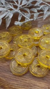 Đồng Xu Pha Lê Phong Thủy – May Mắn Thu Hút Tài Lộc