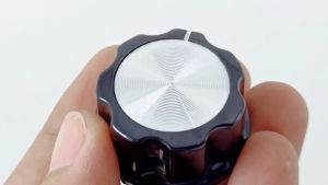 Knop Potensio Bakelit Baut A04 knob Belimbing Diameter 33mm