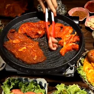 กระทะปิ้งย่างบาร์บีคิวทรงกลม เตาปิ้งย่างสไตล์เกาหลีกระทะย่าง เคลือบหินอ่อนกันติด 32 ซม.