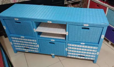 LEMARI TV