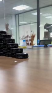 Bộ sạc nhanh không dây làm mát quạt cw57 đế sạc không dây nam châm 3 trong 1 bộ sạc không dây Qi 15W cho điện thoại di động 15/14/13 đế sạc tai nghe đồng h