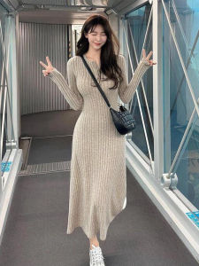 ชุดเดรสยาวทรงเอผ้าถักสีเทาสไตล์ฝรั่งเศสสำหรับผู้หญิงในฤดูใบไม้ร่วง กระโปรงทรงเอเข้ารูป เอวเข้ารูป กระโปรงทรงเอเข้ารูป