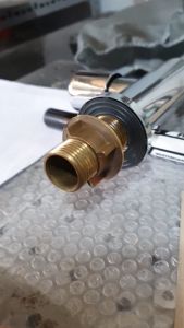 Ốc Vặn Tán Vặn Nhựa Và Thau Siết Chân Vòi Nước Vòi Chén Lạnh Vòi Lavabo Lạnh Ren 21