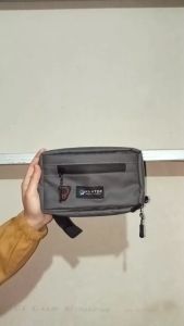 Tas Waterproof & Tas Selempang Antiair Pria Terlaris: Hunter Bimo