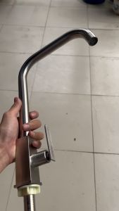 Vòi Rửa Chén Lạnh inox 304 Vòi Bo Tròn Uốn Cong Chữ L Vòi Rửa Chén Xoay 360 Độ