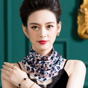 Womens Fashionable Woolen Scarf Neck Warmer Winter Warmth Protection Versatile Fake Collar Scarf Triangular Design Neck Cover