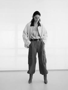 MO&Co. | Áo Khoác Jeans Boxyfit Có Cổ Len Mè