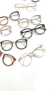 Kacamata Photokromik & Antiradiasi Bluray: Pilihan Terbaik Untuk Penggunaan Sehari-hari