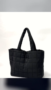 Large Capacity Tote Bag Waterproof Travel Shoulder Bag Lightweight For Outdoor Activities