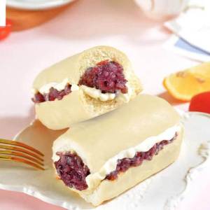 Stuffed Black Rice Bread with Cream Cheese Filling Eight Treasure