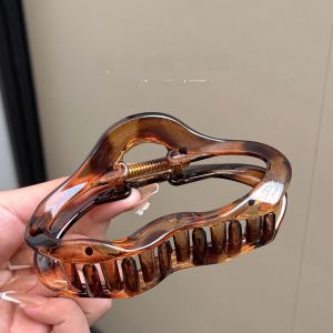 Cloudlike Large Size Shark Clip Tea Coffee Color Simple Design Hair Accessories for Women Fashionable Versatile Hair Grips