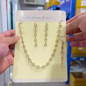Bộ Trang Sức Cô Dâu 5 Món - Vòng Cổ Bông Tai Vòng Tay Nhẫn Siêu Lấp Lánh Phụ Kiện Hoàn Chỉnh Dành Cho Phụ Nữ Dự Tiệc Và Dạ Hội