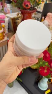 Kem dưỡng da mềm mịn Redwin Vitamin E Cream kết hợp với tinh dầu hoa anh thảo - 330gr