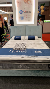 (FREE Shipping + Installation) HONEY 13 ICE SENSE Mattress / SensICE Series / Instant Cooling / Luxurious Cool Fiber Fabric / Back Support Spring Mattress / Base Support Layer / High Density Foam / 10 Years Warranty