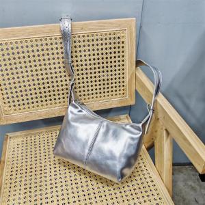 Original Design Underarm Leather Bag 2025 New Style Trendy Crescent Bag Single Shoulder Handbag Crossbody Oil Waxed Cowhide Womens Bag