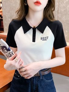 เสื้อยืดคอโปโลแขนสั้นผู้หญิง ทรงเข้ารูป สไตล์เกาหลี แขนสั้น ปกติ คอกลม แฟชั่นฤดูร้อน 2024 เสื้อผ้าทำงาน แขนสั้น คอโปโล