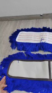 Kain Lobby Duster Akrilik Garis Merah 80 cm Premium