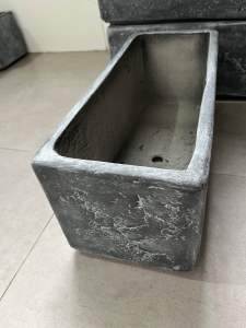 Chậu xi măng nhẹ Vân đá hình chữ Nhật màu đen đá đk dài 40 rộng 17 cao 17 cm