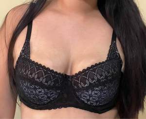 Avon New Hillary Underwire premium brassiere in Black