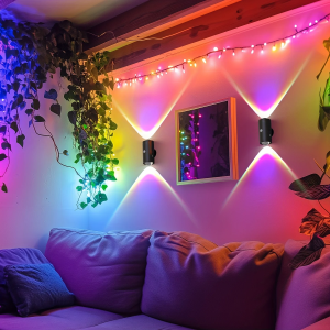 ไฟกลางคืนแบบชาร์จไฟได้พร้อมเซ็นเซอร์ตรวจจับความเคลื่อนไหว RGB ปรับความสว่างได้ แม่เหล็กติดตั้งได้ ใช้สำหรับตู้เสื้อผ้า ทางเข้าบ้าน ข้างเตียง โต๊ะทำงาน และไฟฉุกเฉิน