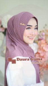 DAURAGAMA NAURA  / Hijab Instan / Hijab Daily / Hijab Motif / Kerudung Harian / Kerudung Pesta Sarah Hijab Segitiga Instan Jilbab Dewasa PET SABIT S Always Barokah Store