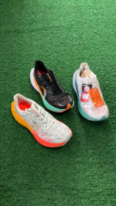 Sepatu Running Ortuseight hyperglide 3.1 Terkeren Mewah