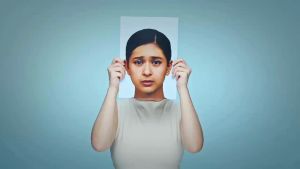 VIVA GOLD SERUM WHITENING VITAMIN C COLLAGEN WITH TRIPLE BRIGHTENING POWER 2% I 4% NIACINAMIDE AND COLLAGEN - 20ML