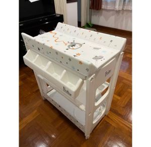 CAMERA โต๊ะอาบน้ำเด็กพร้อมที่เปลี่ยนผ้าอ้อม รุ่น PRESTIGE ลายสัตว์(FogRabbitDeer) รับน้ำหนักได้ถึง 13 กก. โครงสร้างแข็งแรง เคลื่อนย้ายสะดวก ล้อล็อคได้ ขนาด 50*80*102 cm.