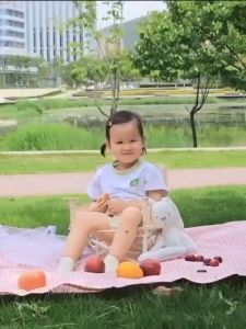 Foldable Baby Feeding Chair: A Must-Have for Your Child's Dinner Experience