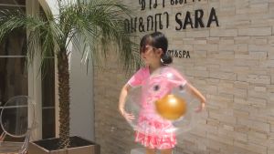 Phao Vịt Trong Suốt Dễ Thương Cho Bé Tập Bơi Mùa Hè