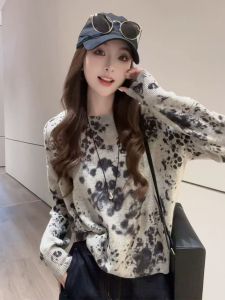 เสื้อสเวตเตอร์ถักแขนยาวหลวมๆ สีเทา ทรงหลวมๆ สำหรับผู้หญิง ช่วงต้นฤดูใบไม้ร่วง แฟชั่นลำลอง คอกลม แขนยาว ถักด้วยน้ำหนักเบา