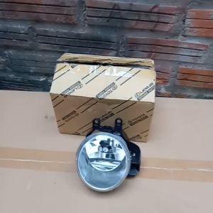ĐÈN GẦM/CẢN/SƯƠNG MÙ TRƯỚC TOYOTA INNOVA 2014-2017. XỊN. MÃ 81220-0D110. Thái Lan