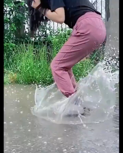 Waterproof Silicone Shoe Cover Rain Boots Cover Non-slip Shoes Protector Outdoor Reusable Thickened Rainshoe Footwear