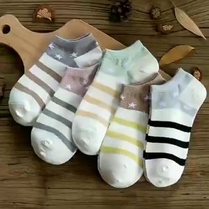 Kaos Kaki Pendek Motif Bintang Garis 6803 Kaoskaki Model Star And Line Kaus Kaki Fashion Korea Jepan Women Sock Sarung Kaki Pendek Wanita Ankle Socks Murah PST