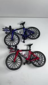 1:8 Model Alloy Bicycle Diecast Racing Finger Mountain Bike Model Metal Pocket Bicycle Simulation Collection Toys for Boys