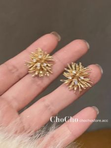 Chocho Korean Style Golden Sparkling Zirconia Ear Studs Unique Elegant Design Fashionable Jewelry Ear Rings Accessory
