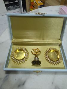 Traditional Gift Box Set with Secure Metal Locks and Vibrant Colors for Weddings and Festivals.