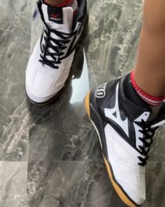 Terbaru!!! Mzn Momentun Sepatu Volly Sepatu Olahraga Pria size 38-44