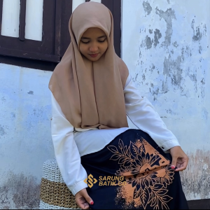 Sarung Santung Goyor Batik Wanita Modern Terbaru & Terlaris