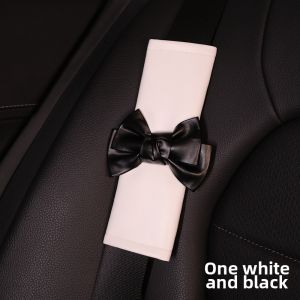 CapitAuto | Cute Bow Decorative Anti-chafe Seat Belt Cover