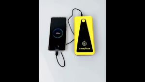 Bộ kích nổ ô tô kiêm pin sạc dự phòng Goodyear GY-2626 - Dung lượng pin: 12000mAh - Dòng điện DC 12V/800A(Max) - Hàng Nhập Khẩu