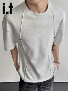 izzue | Decostructive Rivet High Street Fashion T-shirt