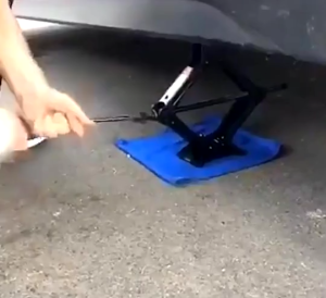 Foldable Scissor Jack Handle For Tire Changes Car Foldable Hand Jack Rocker 38cm